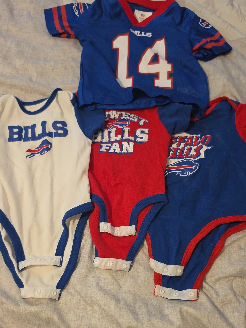 Buffalo David Bitton Kids 4-Pack Bodysuits in Blue, Red, White